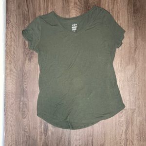 Plain V-neck